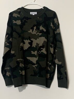 Women’s Camo Crewneck Sweater - Olive/Black